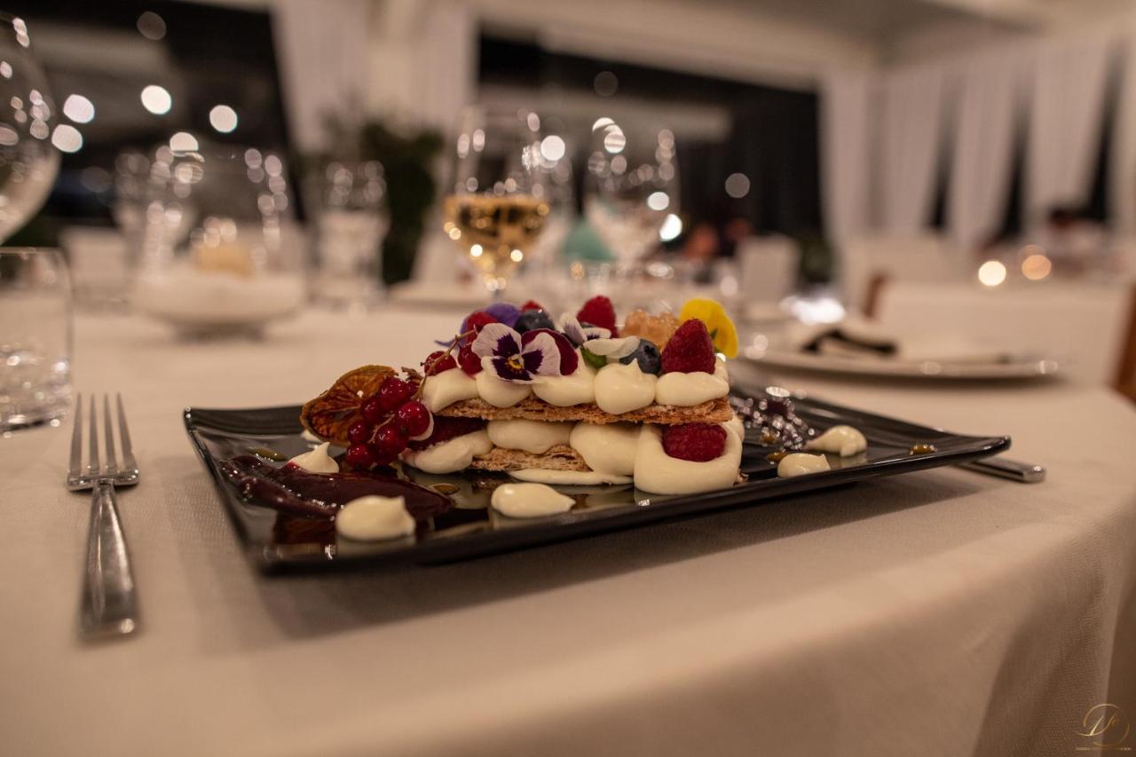 Hotel Monte Sarago Остуни Экстерьер фото