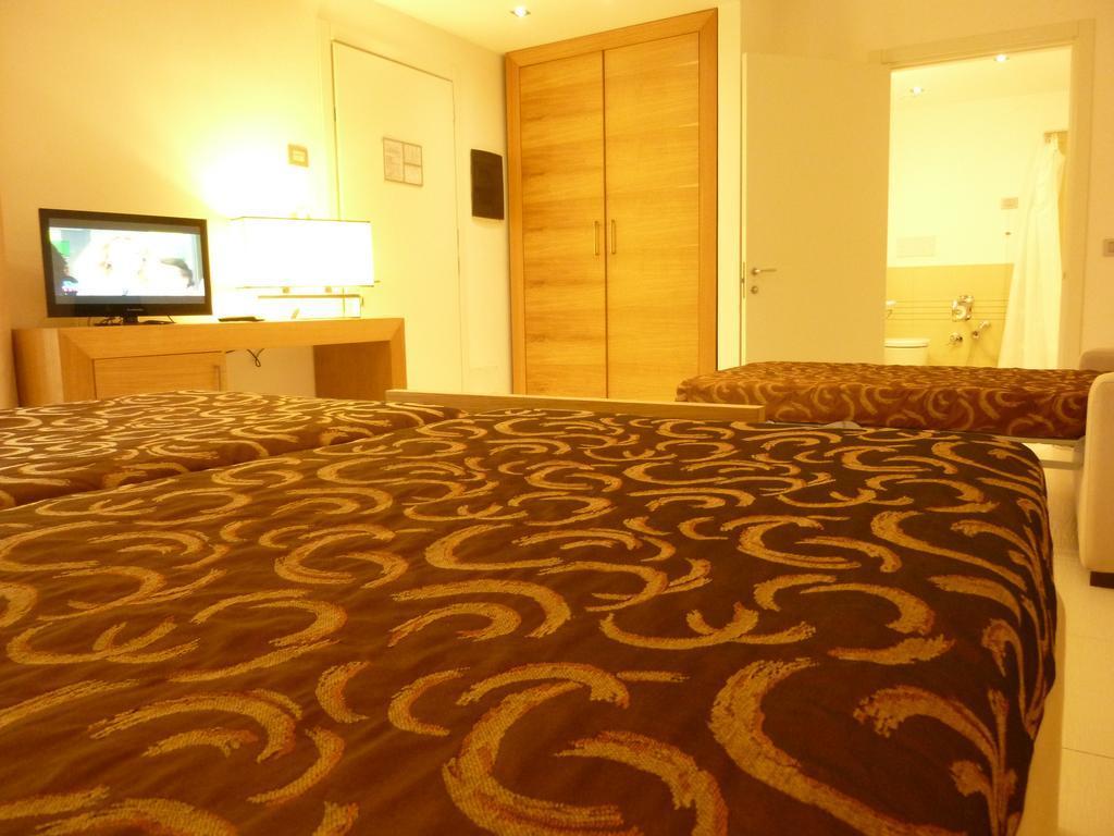 Hotel Monte Sarago Остуни Экстерьер фото